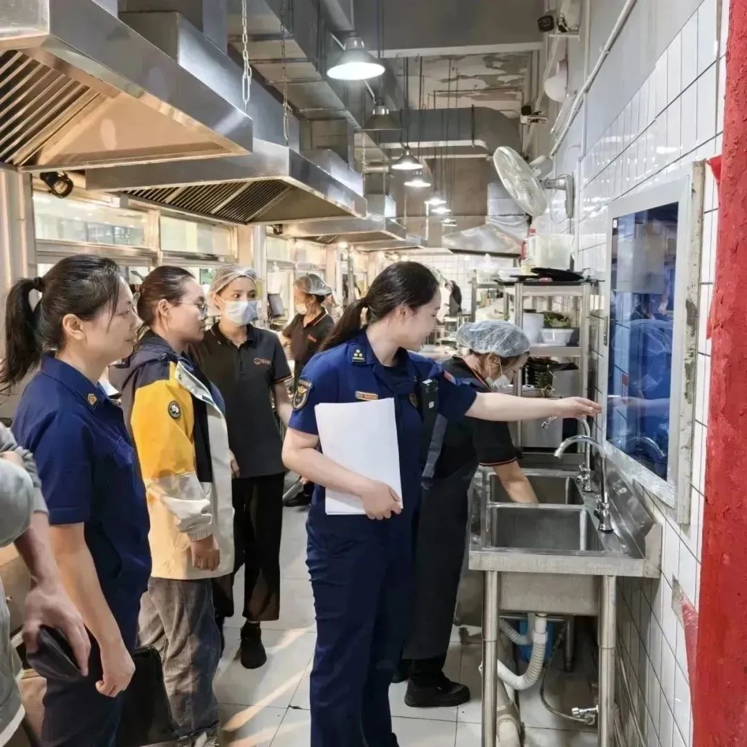 1716371060917963.jpg 640 (3).jpg